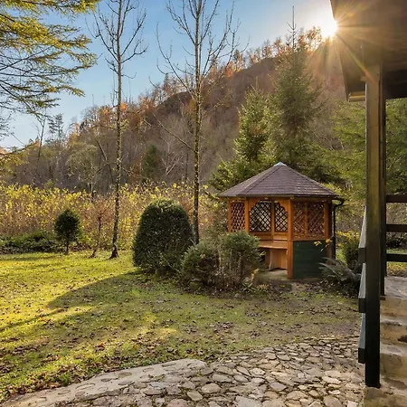 Hébergement de vacances By The River *